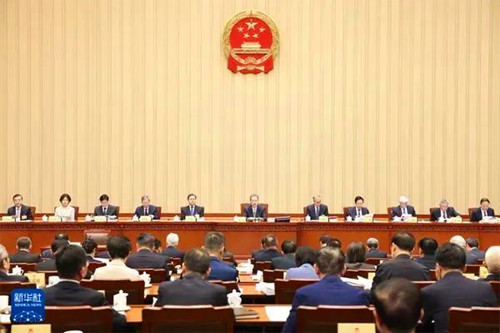 2019年5月12日母亲节,时代中国网公益大使袁湘干带领公益使者到北京民族养老院慰问.jpg