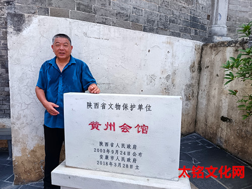 2021年10月10 日到湖南省邵阳市双清区莲河村看望92岁的周维堂老兵,是新邵县潭溪镇新龙村人.jpg