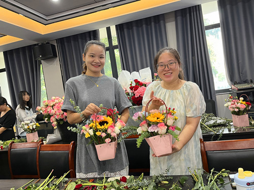 2021年07月01日北京市海淀区香山万安里1号李大钊烈士陵园.jpg