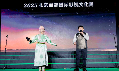 2017年5月15日到石景山老年福 敬老院“母亲节”慰问活.JPG